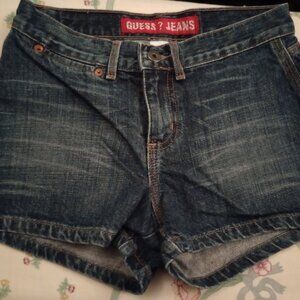 Preowned Women GUESS Jean Short Size 24(Waist measurement 27 inches)